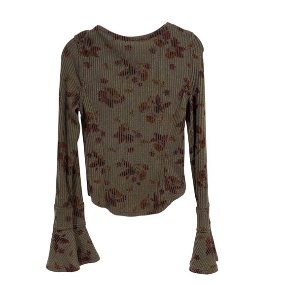 Free People Layer Me Henley Gray Floral Size S - Picture 7 of 9